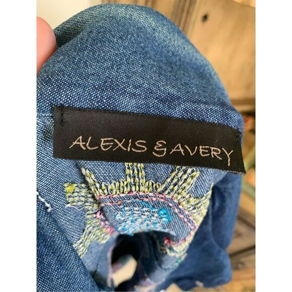 Alexis and Avery Embroidered Jacket - Picture 3 of 6